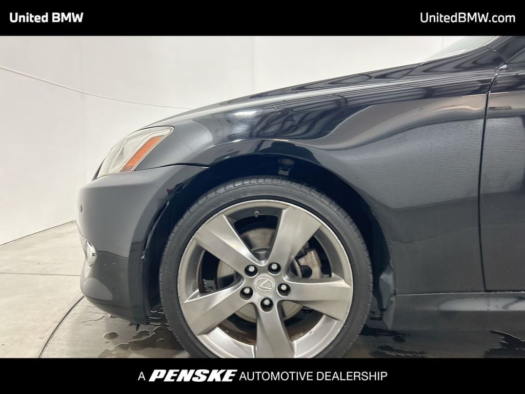 Thumbnail: 2010 Lexus IS - 10