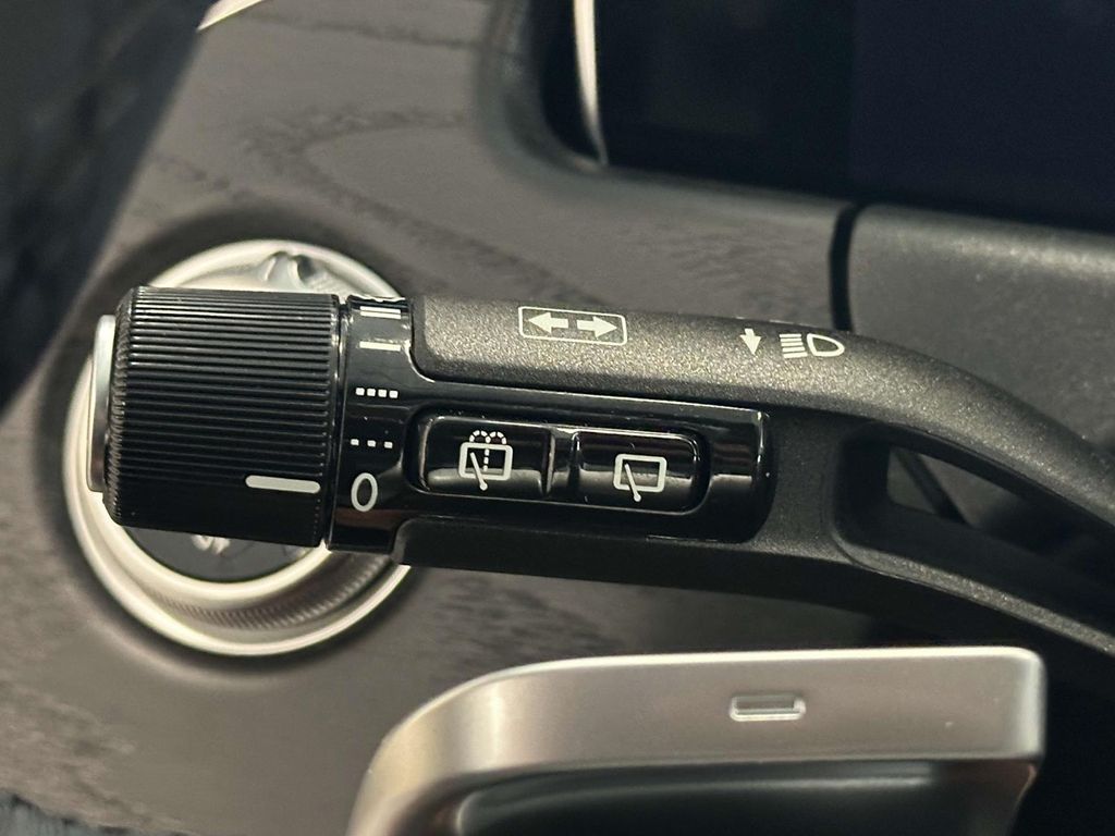 2025 Mercedes-Benz E-Class E 450 13