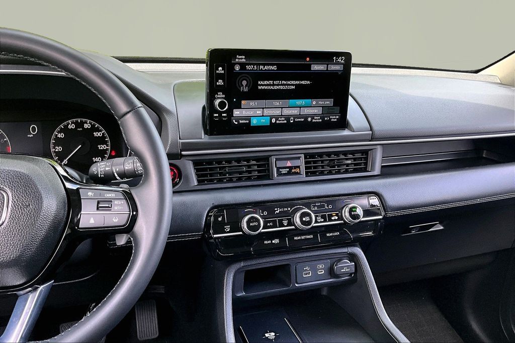 2025 Honda Pilot EX-L - Photo 9