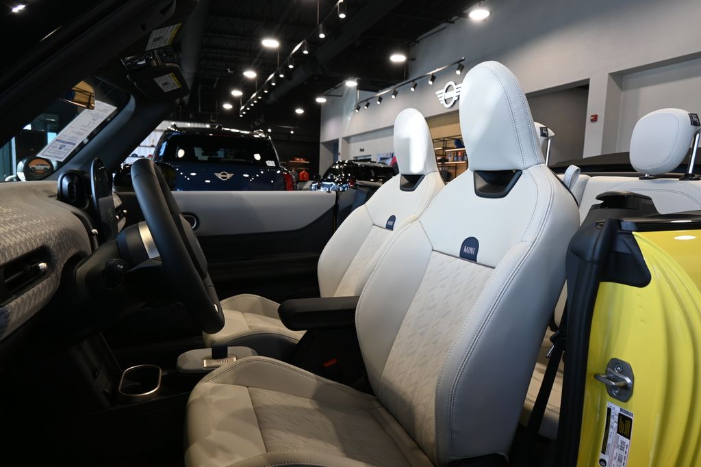Thumbnail: 2026 MINI Cooper - 13