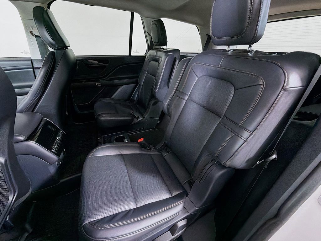 Used 2025 Lincoln Aviator SUV