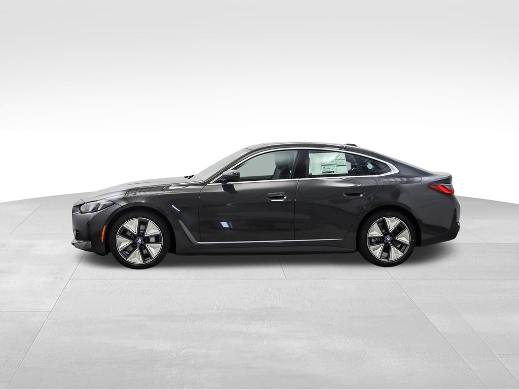 Thumbnail: 2026 BMW i4 - 2