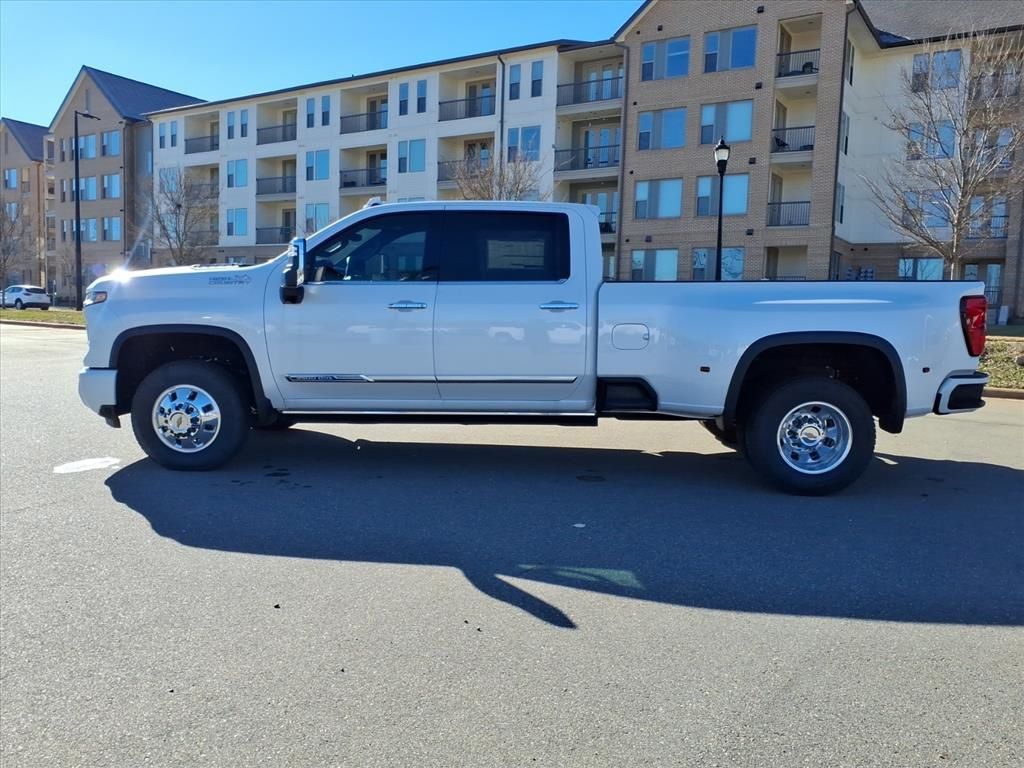 ChevroletSilverado 3500HD30