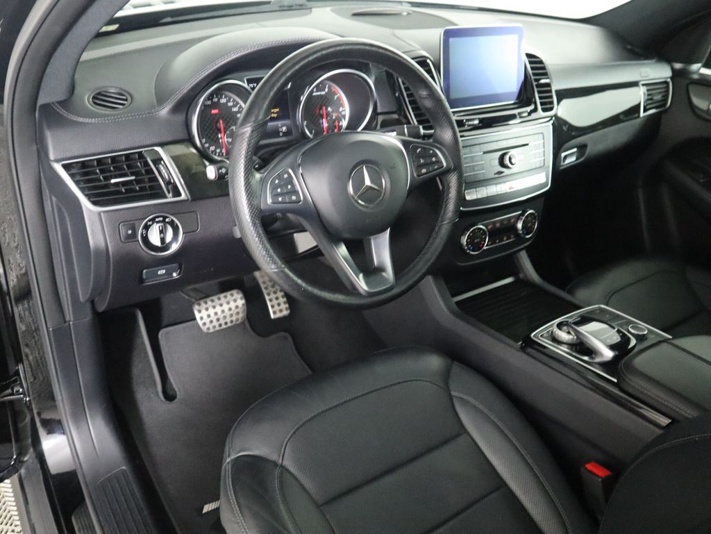 Thumbnail: 2018 Mercedes-Benz GLE - 9