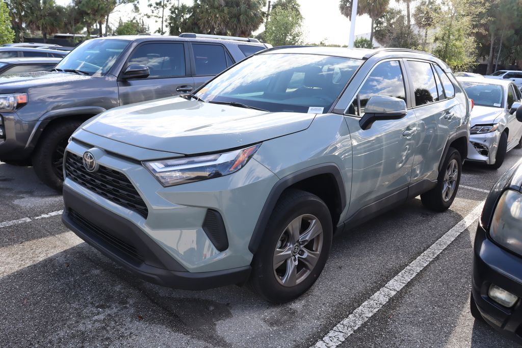 2022 Toyota RAV4 XLE -
                West Palm Beach, FL