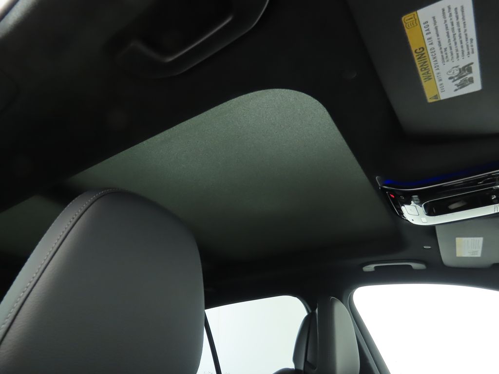 Thumbnail: 2026 Mercedes-Benz GLC - 20