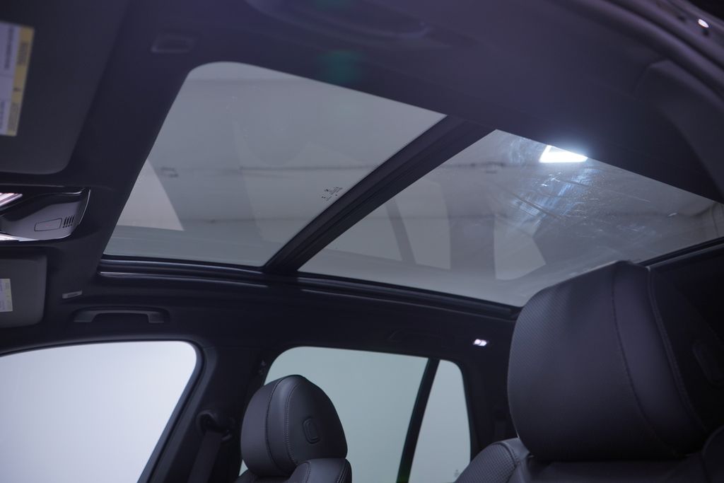 Thumbnail: 2026 BMW X5 - 8