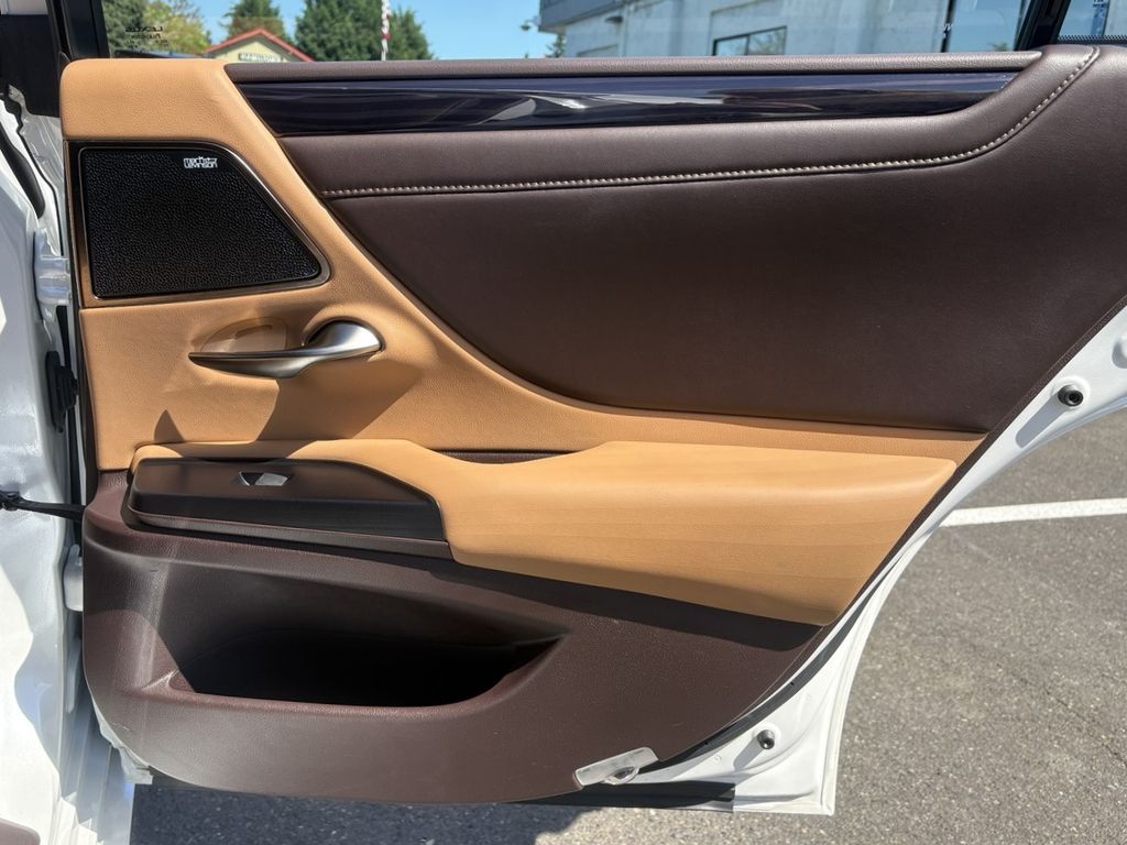 2020 Lexus ES 300h
