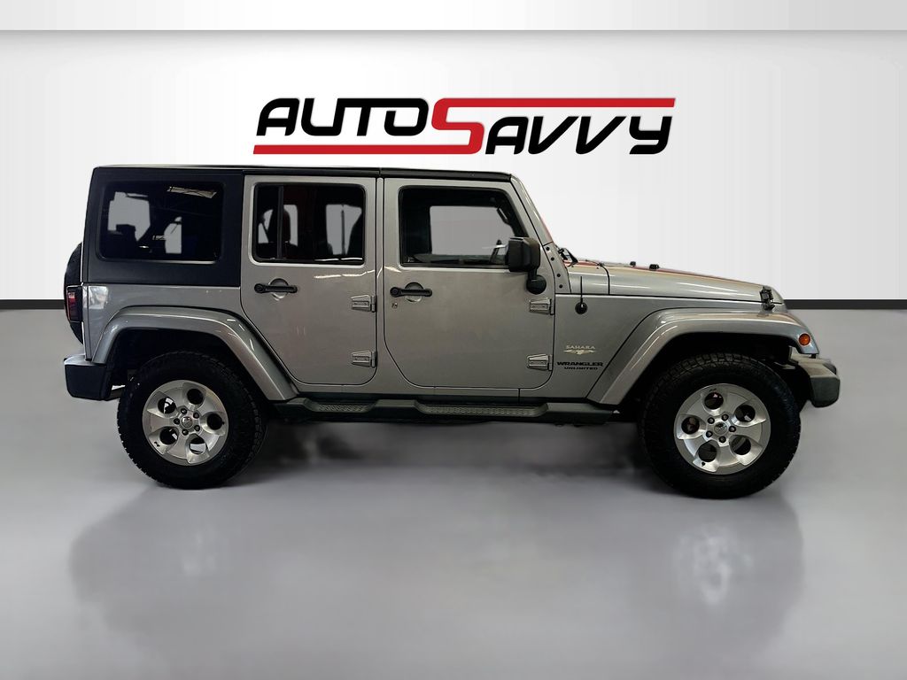 Used 2014 Billet Metallic Clearcoat Jeep Unlimited Sahara image 8