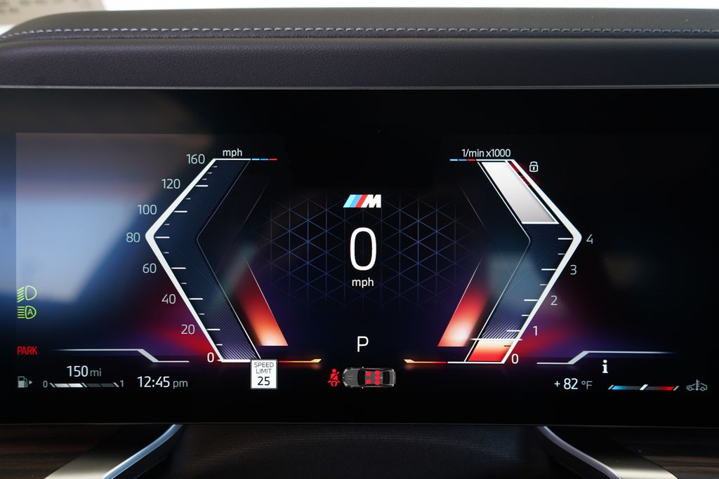 Thumbnail: 2025 BMW 7 Series - 17