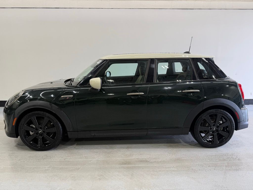 Thumbnail: 2023 MINI Cooper - 2