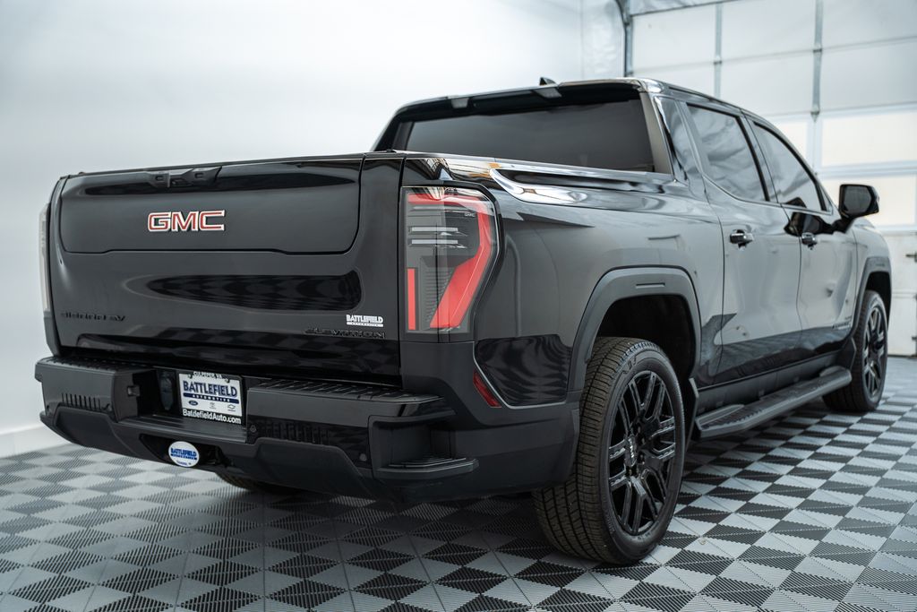 GMCSierra EV7