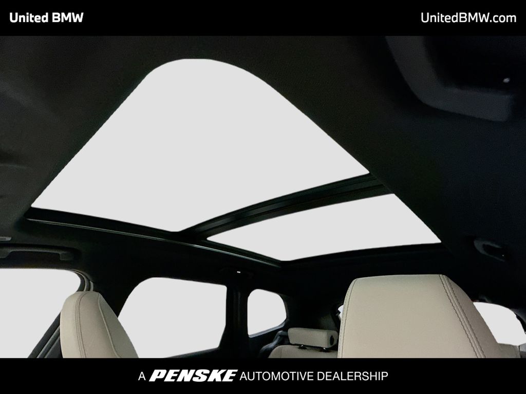 Thumbnail: 2026 BMW X1 - 12