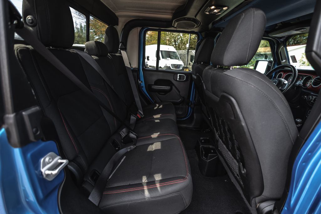 2020 Jeep Gladiator Rubicon thumbnail 34