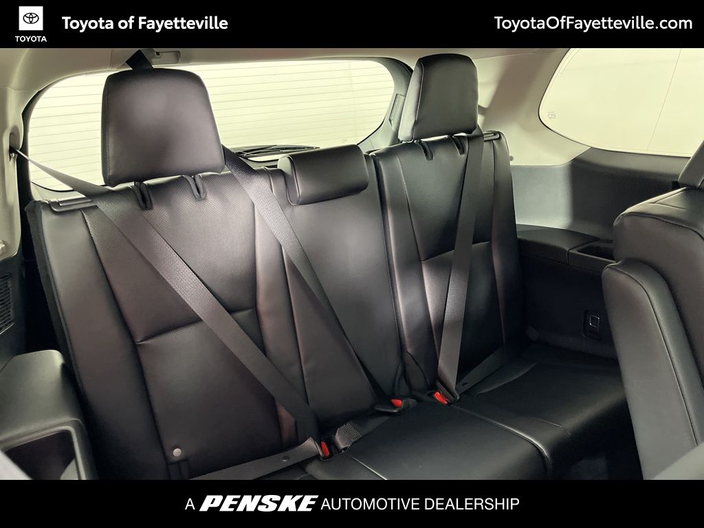 Thumbnail: 2026 Toyota Grand Highlander - 14