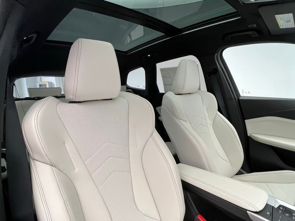 Thumbnail: 2026 BMW X1 - 7