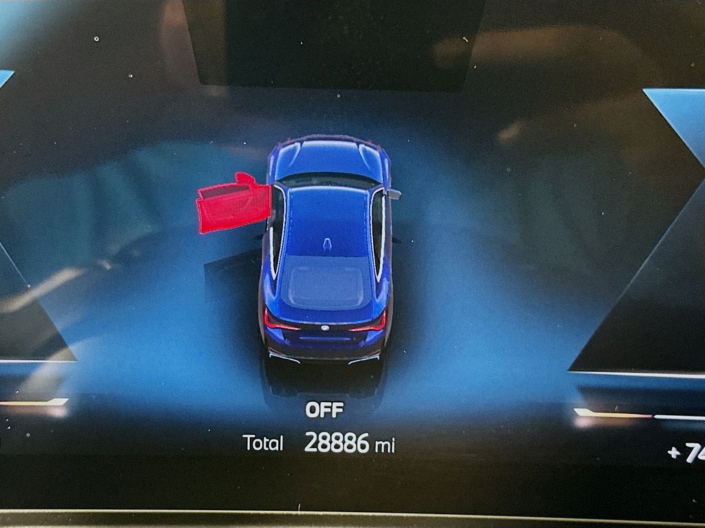 Thumbnail: 2023 BMW i4 - 12