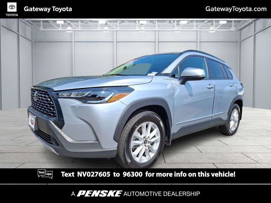 2022 Toyota Corolla Cross LE -
                  Toms River, NJ