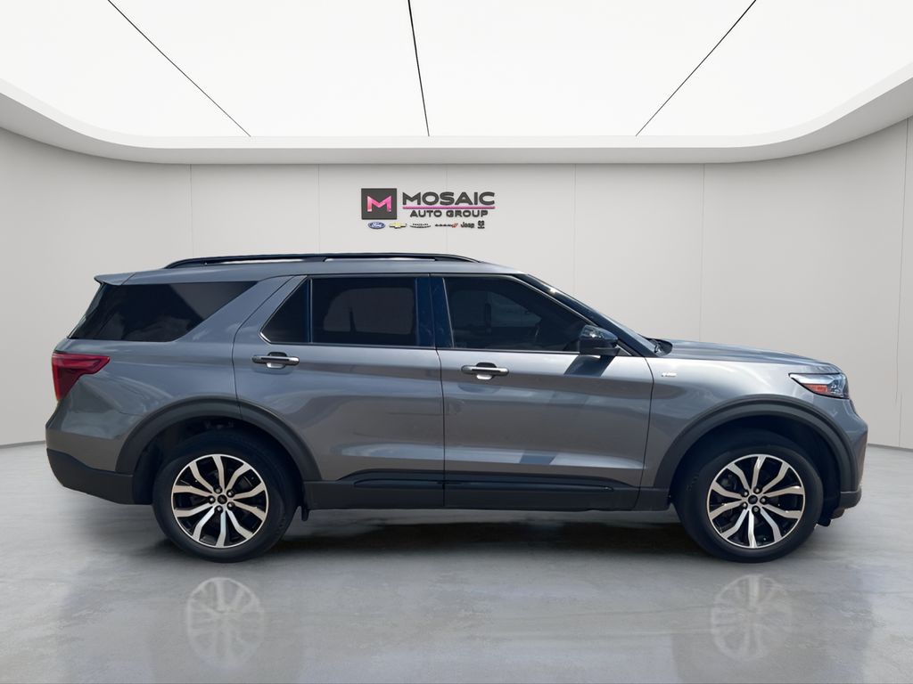 2022 Ford Explorer