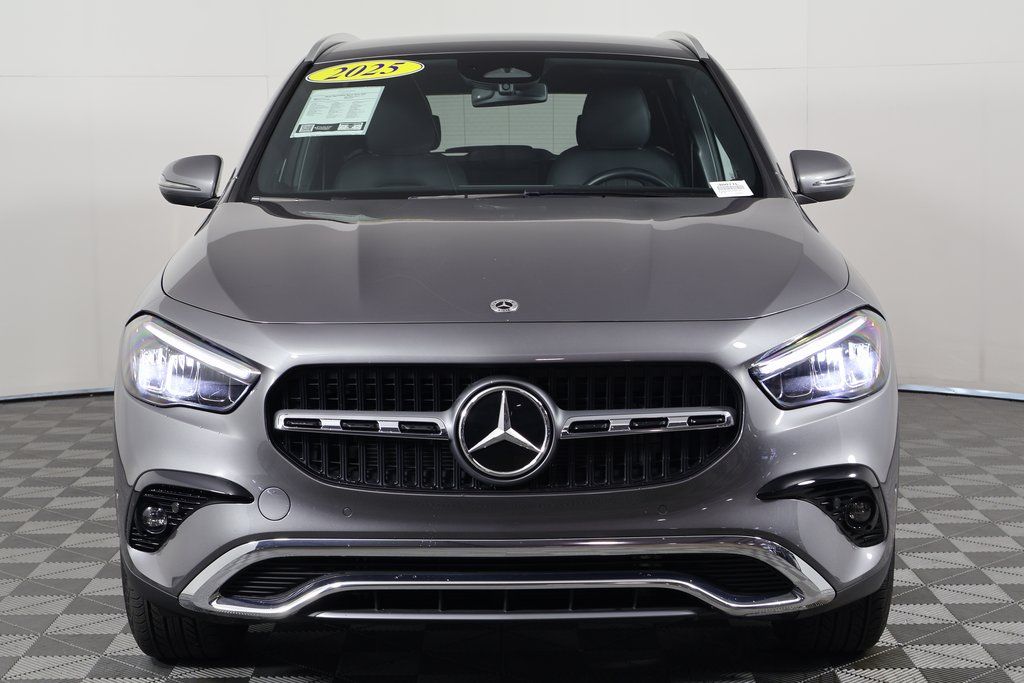 Thumbnail: 2025 Mercedes-Benz GLA - 2