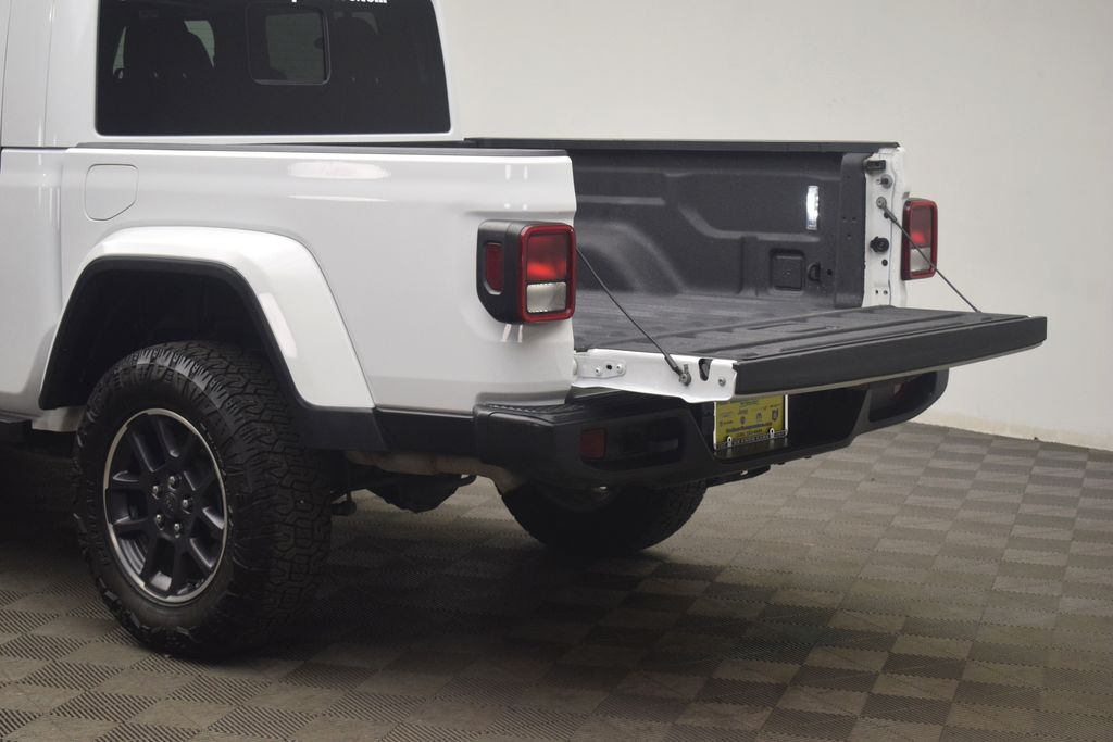 used 2023 Jeep Gladiator car, priced at $29,000