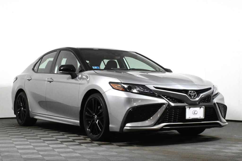 Thumbnail: 2023 Toyota Camry - 10