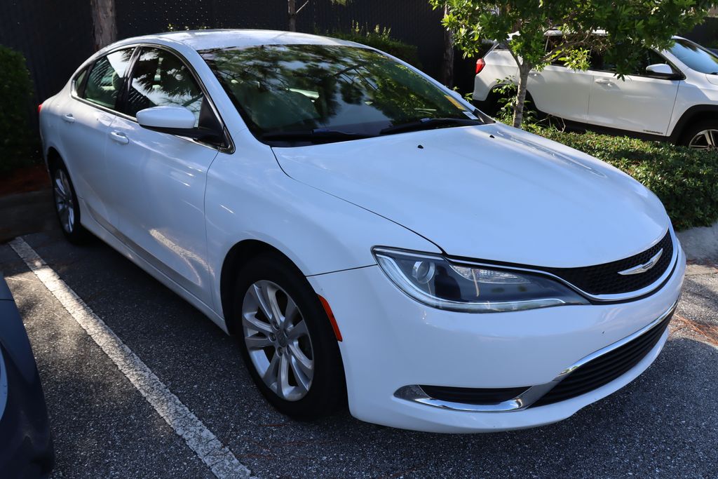 Thumbnail: 2015 Chrysler 200 - 6