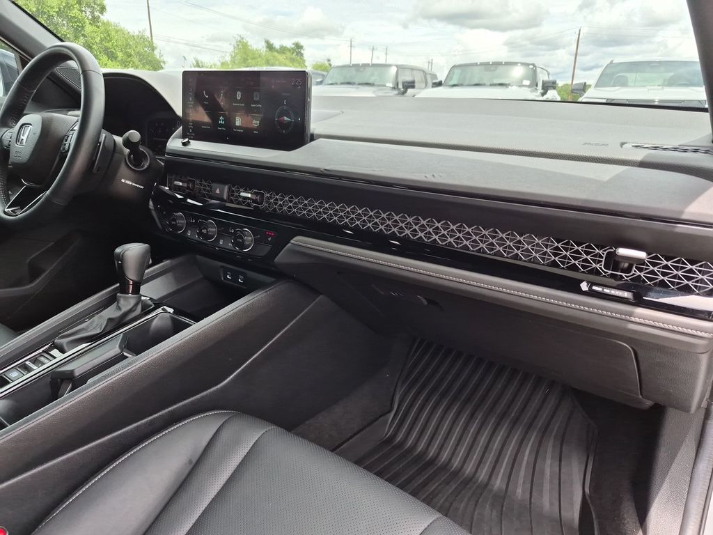 Used 2025 Gray Honda Sport-L image 37