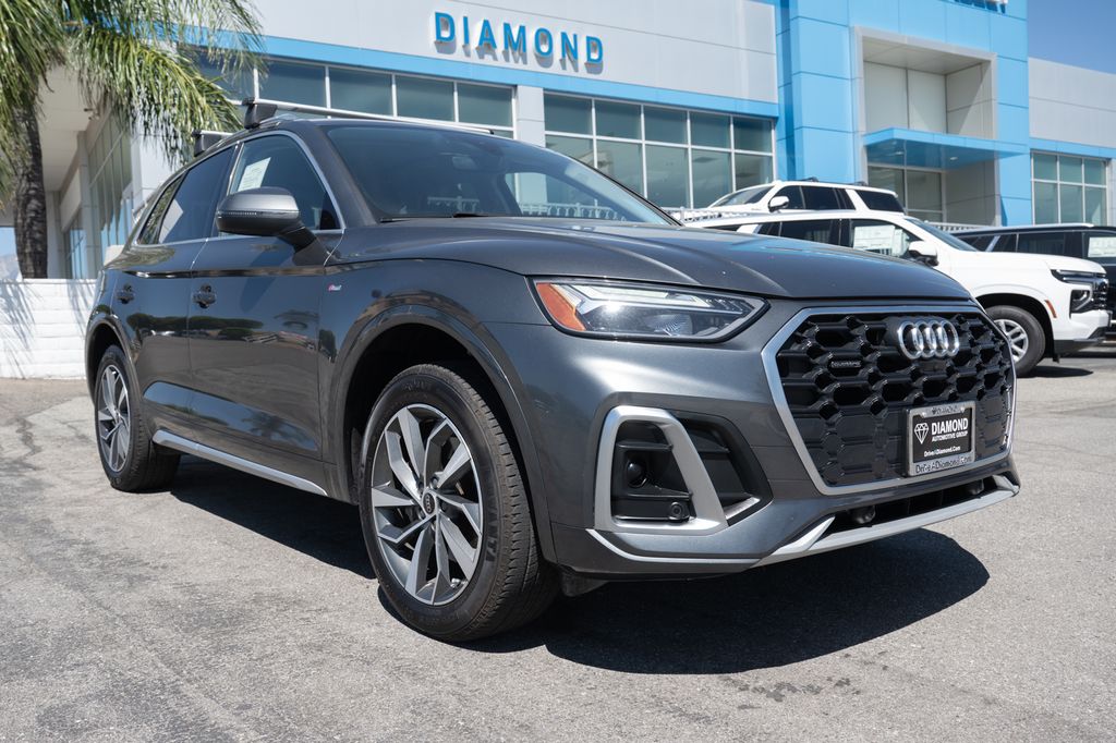 2024 Audi Q5 Gris SUV/Crossover Tracción en las cuatro ruedas 7 velocidades Automática