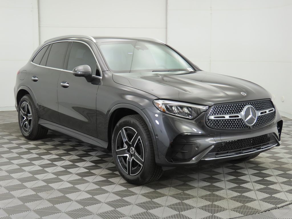 2025 Mercedes-Benz GLC 350 3