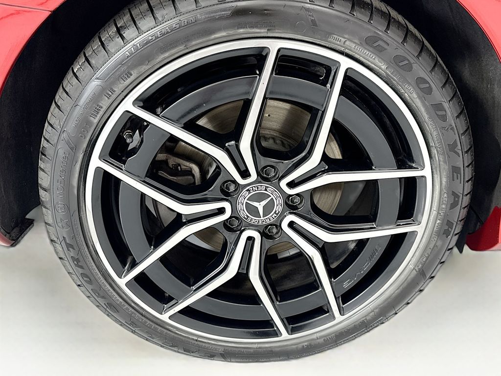 Thumbnail: 2022 Mercedes-Benz E-Class - 32