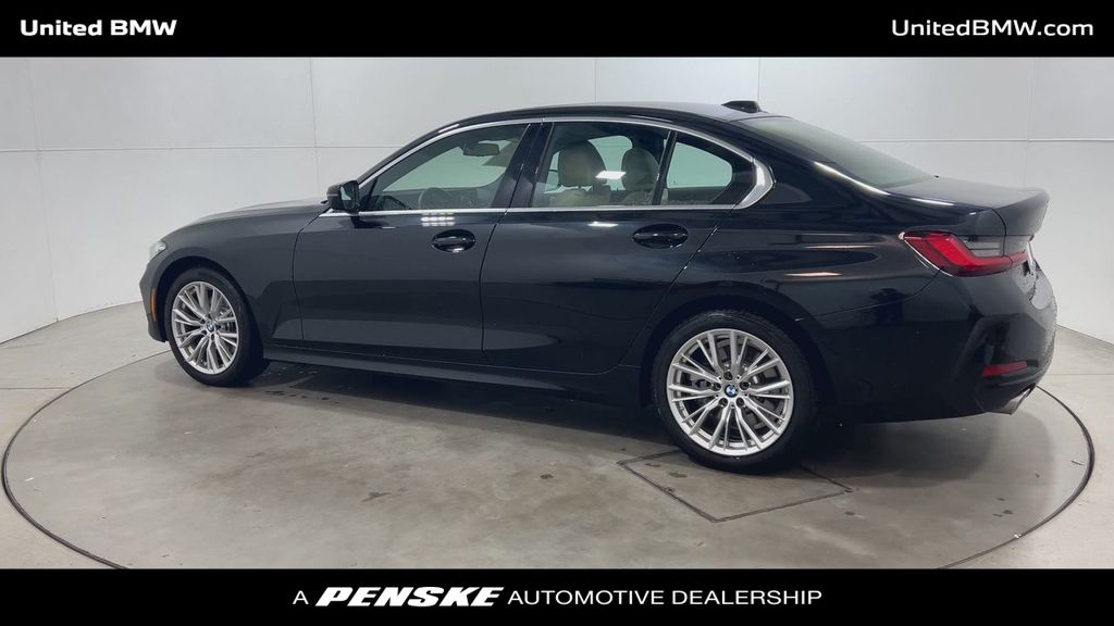 2024 BMW 3 Series 330i 6