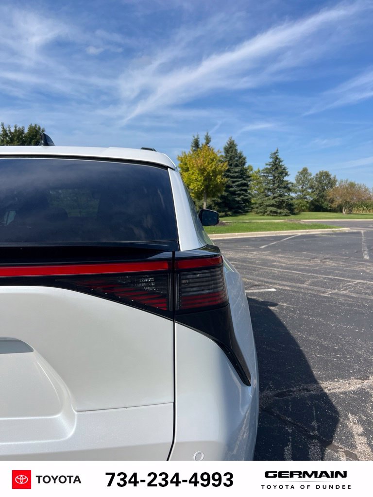 New 2026  Toyota XLE Plus image 17