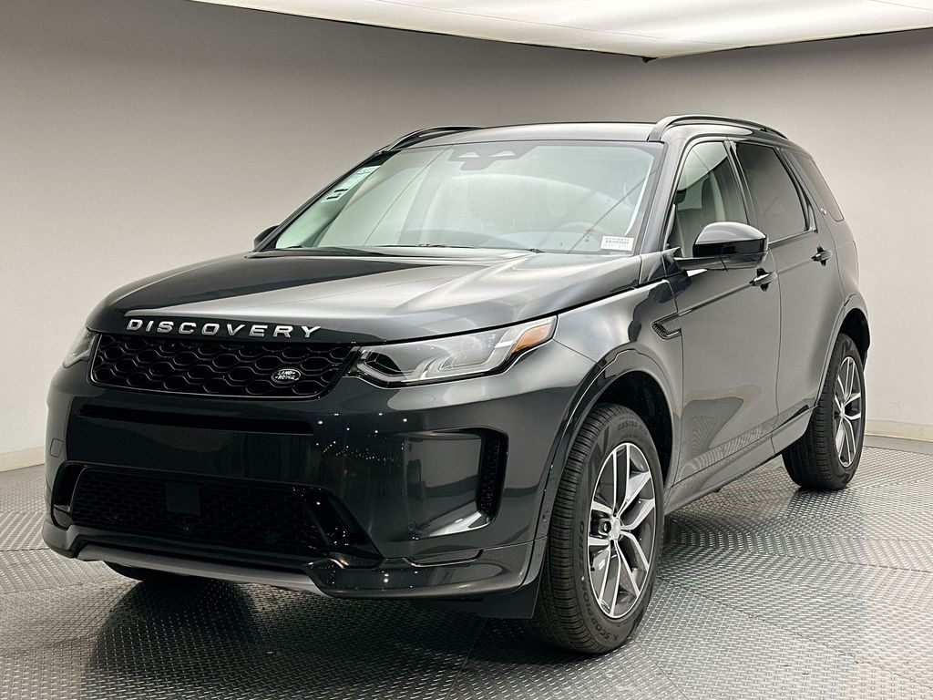 2025 Land Rover Discovery Sport S -
                Englewood, NJ