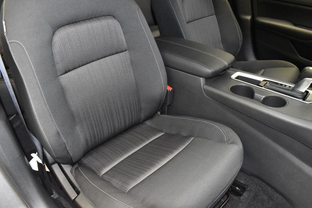 Thumbnail: 2025 Nissan Altima - 25