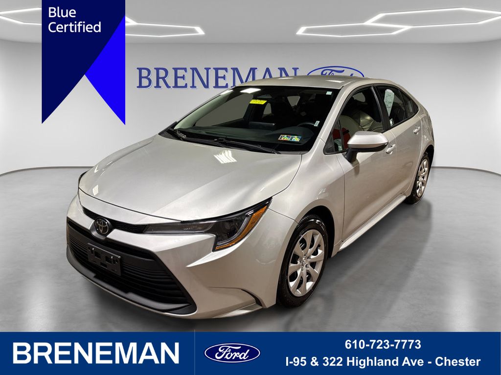 2025 Toyota Corolla LE FWD