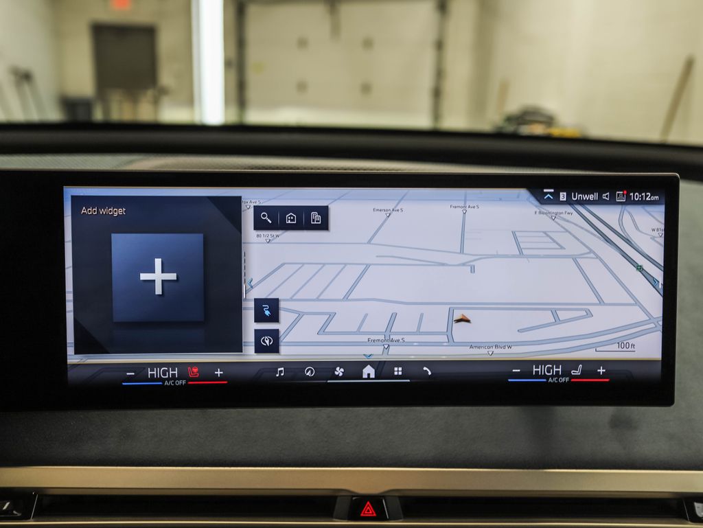 Thumbnail: 2026 BMW iX - 15