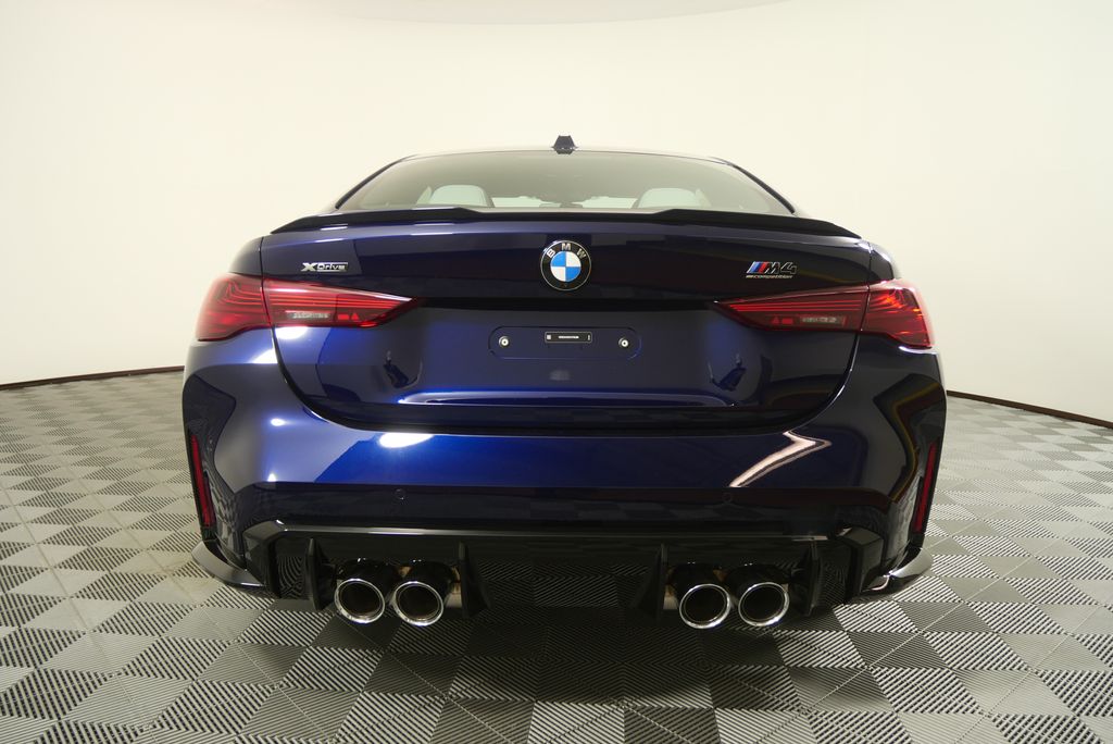 Thumbnail: 2027 BMW M4 - 4