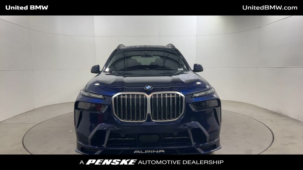 Thumbnail: 2026 BMW X7 - 3