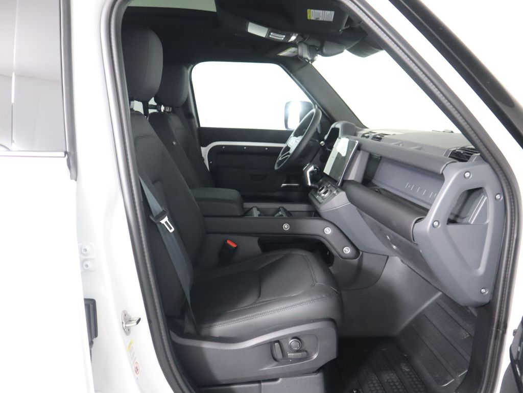 Thumbnail: 2026 Land Rover Defender - 21