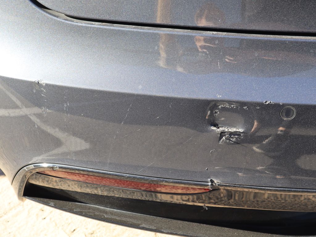 Thumbnail: 2022 Tesla Model S - 28