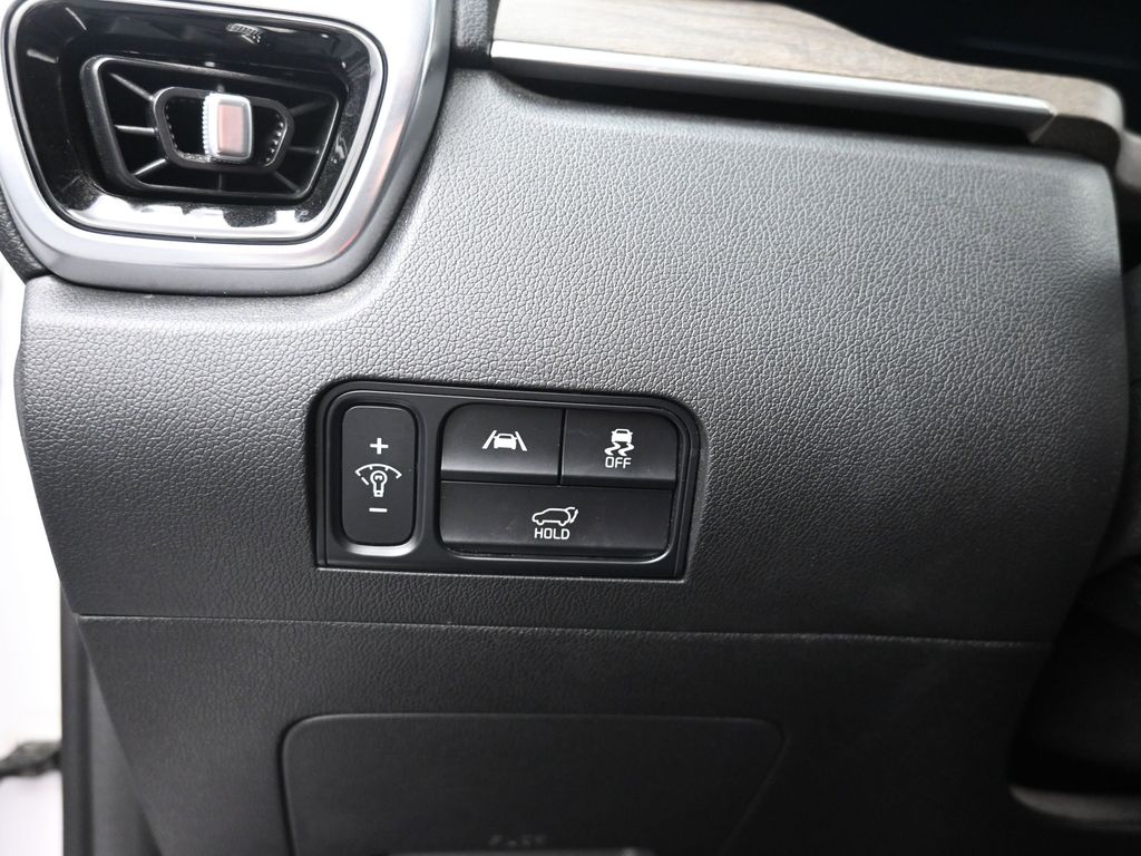 Certified Used 2023 White Kia X-Line SX Prestige image 16