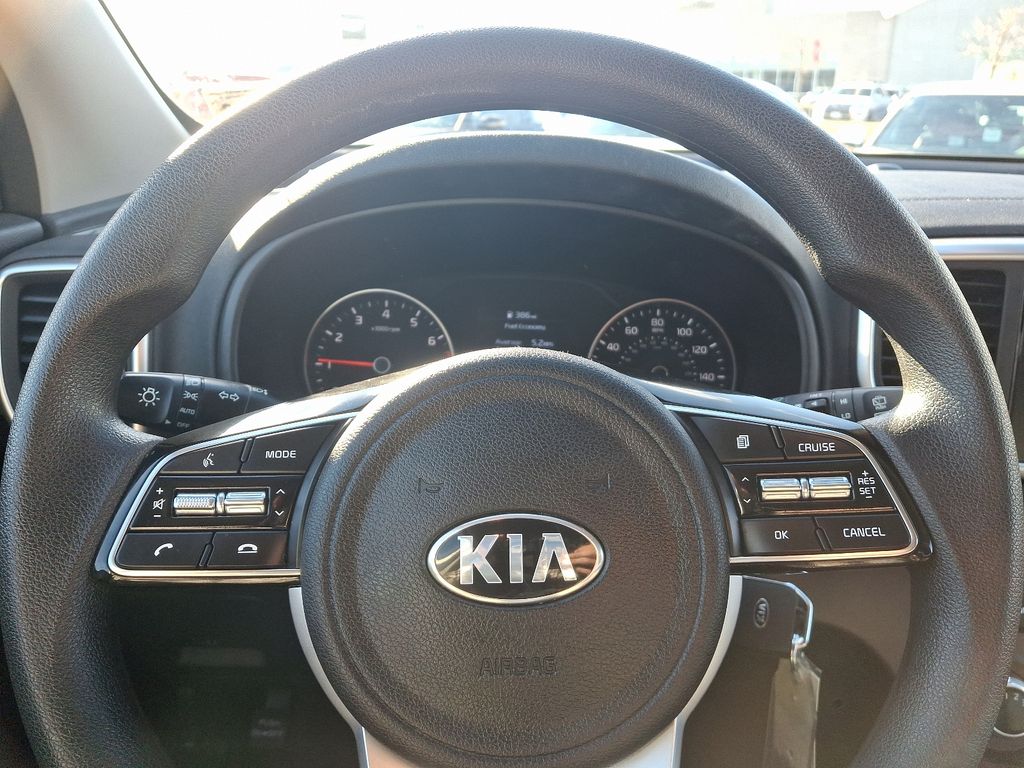 2022 Kia Sportage LX 18