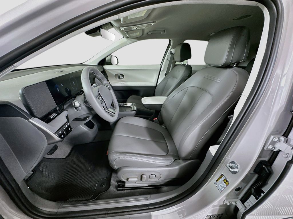 Thumbnail: 2027 Hyundai Ioniq 5 - 16
