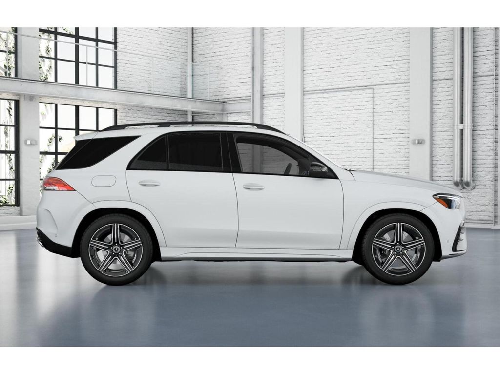 Thumbnail: 2026 Mercedes-Benz GLE - 2