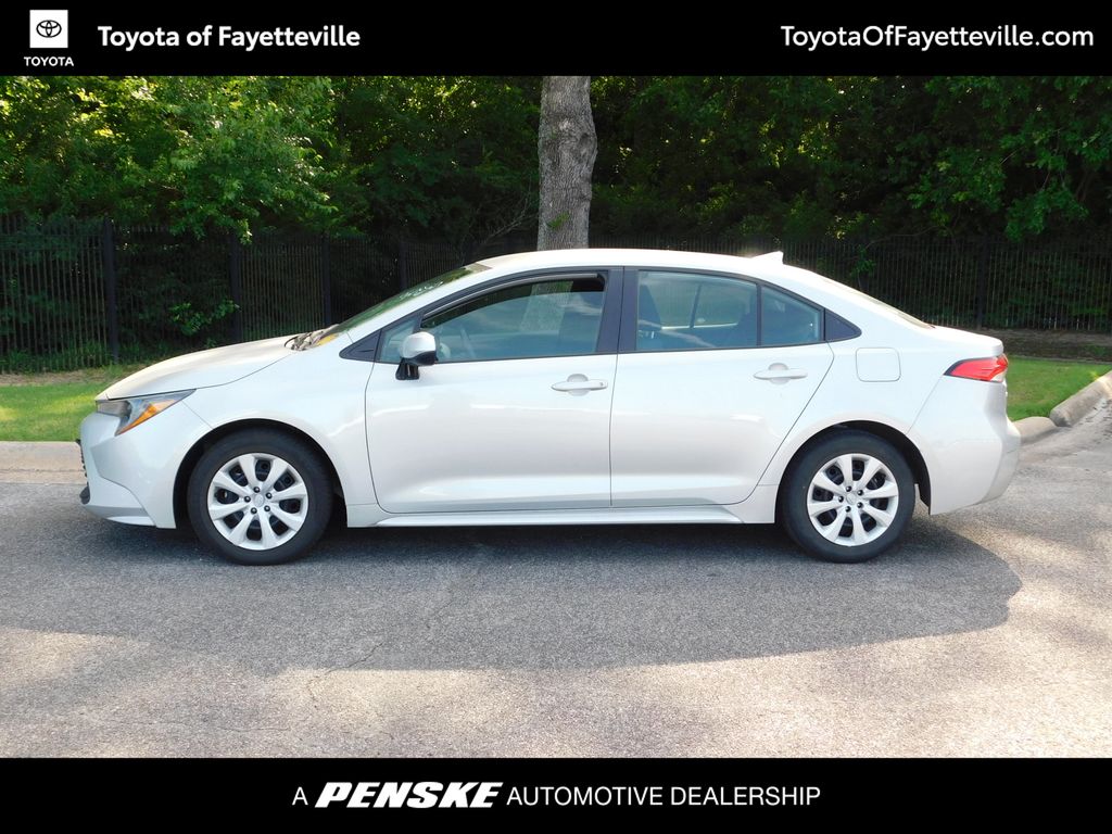 Thumbnail: 2024 Toyota Corolla - 2