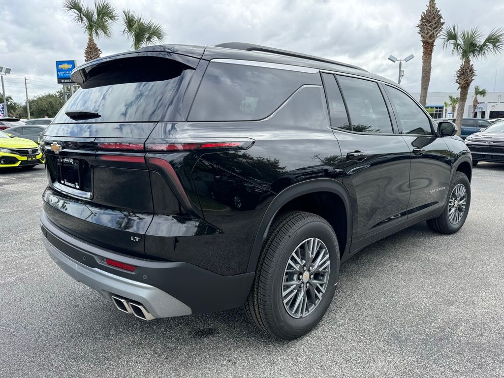 2024 Chevrolet Traverse LT 8