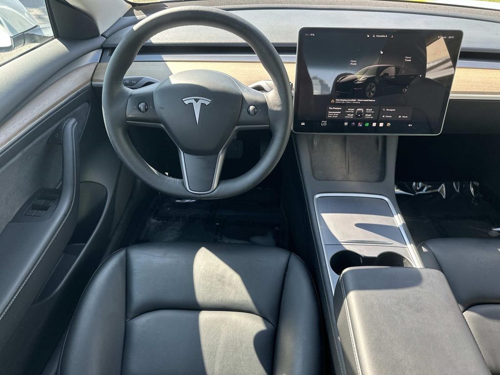 Thumbnail: 2023 Tesla Model 3 - 20
