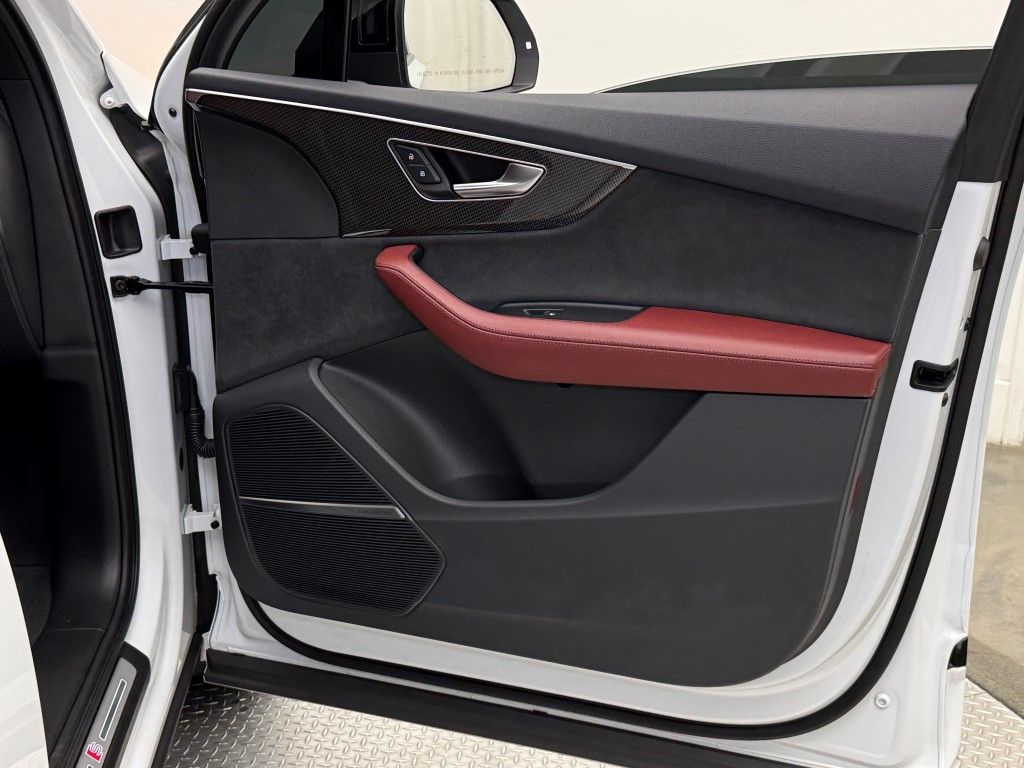 2023 Audi SQ7 Premium Plus 23