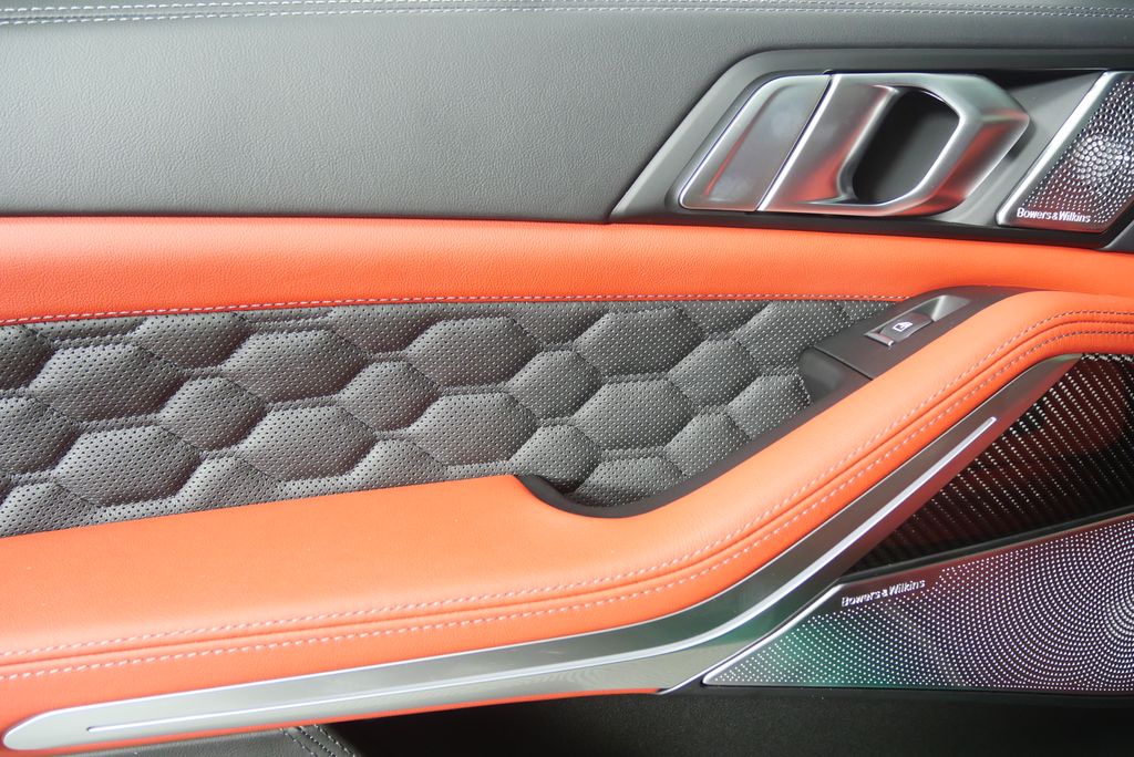 Thumbnail: 2026 BMW X5 - 14